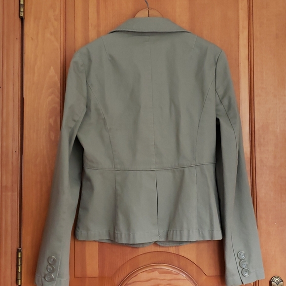 Jacket - Picture 3 of 3